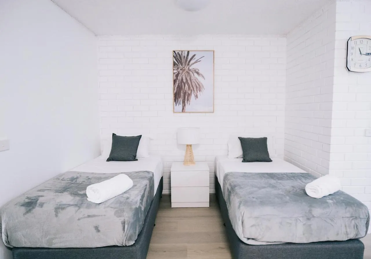 Surfers Paradise- Meters From The Beach! Gold Coast 0*,