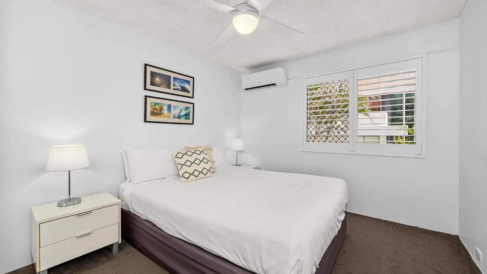 Apartment Surfers Paradise- Meters From The Beach! Gold Coast